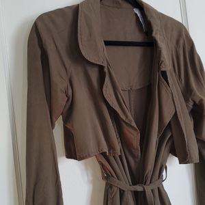 Thin overcoat